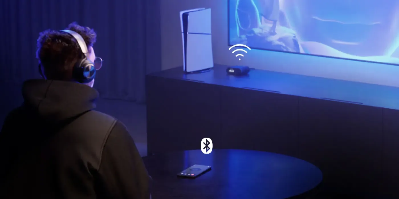 Headset connectivity features showcasing simultaneous Bluetooth support